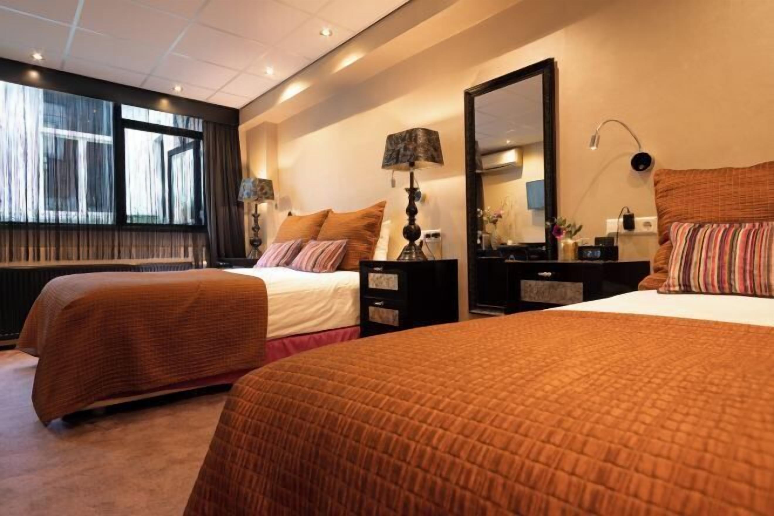 Premium bedding, minibar, in-room safe, blackout drapes