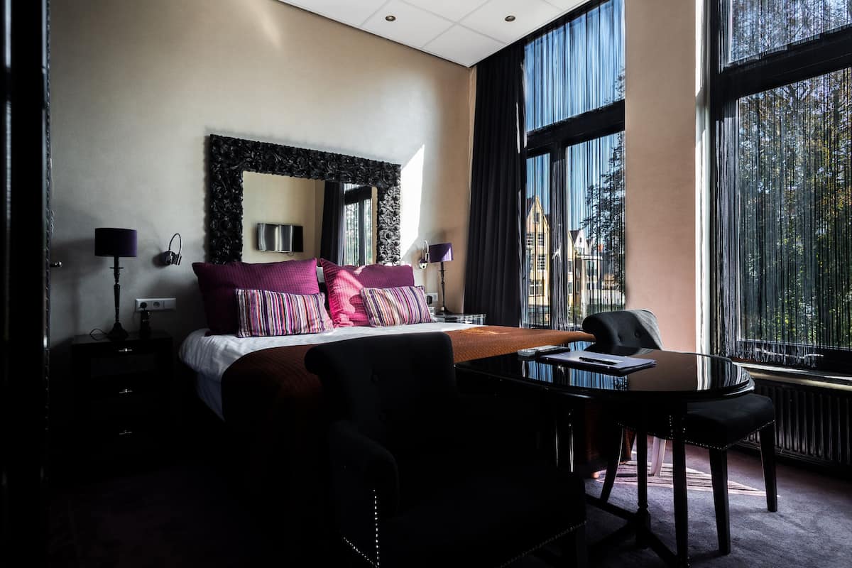 standard double room | view from room