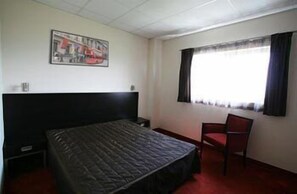 Suite | Minibar, bureau, Wi-Fi gratuit, draps fournis