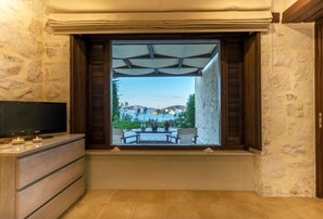 行政別墅, 3 間臥室, 私人泳池, 海景 | 義大利 Frette 床單、高級寢具、羽絨被、舒適加層