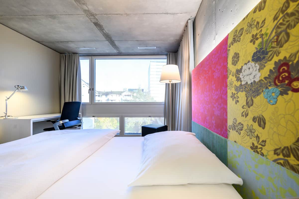 Superior Single Room | Premium bedding, down comforters, minibar, in-room safe