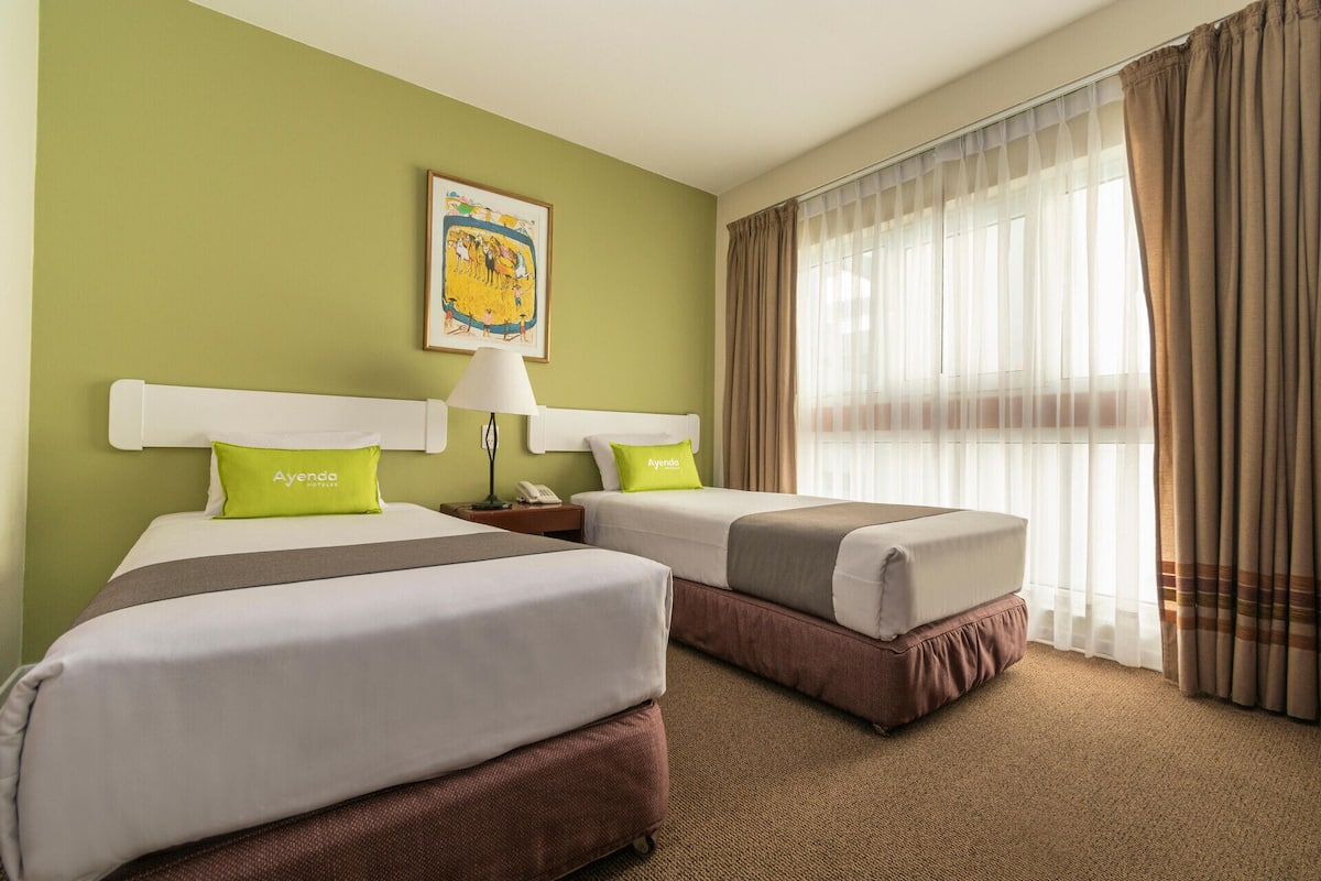 Pillow-top beds, in-room safe, desk, soundproofing