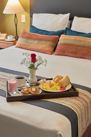 Pillowtop-bedden, een kluis op de kamer, individueel gemeubileerd