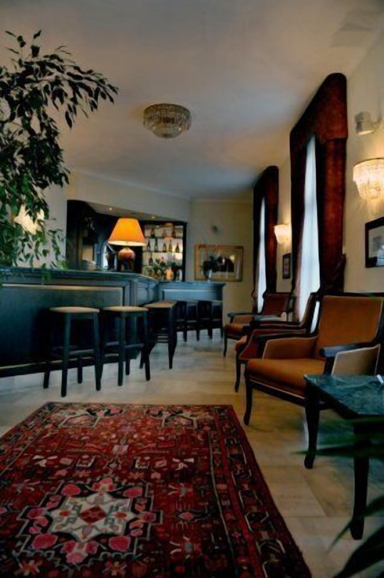 Coin salon dans le hall