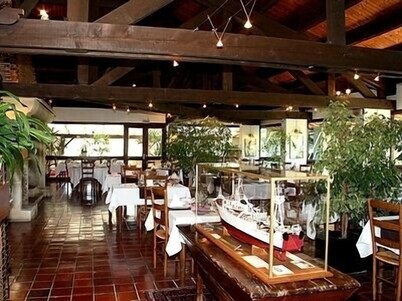 美麗少女號飯店