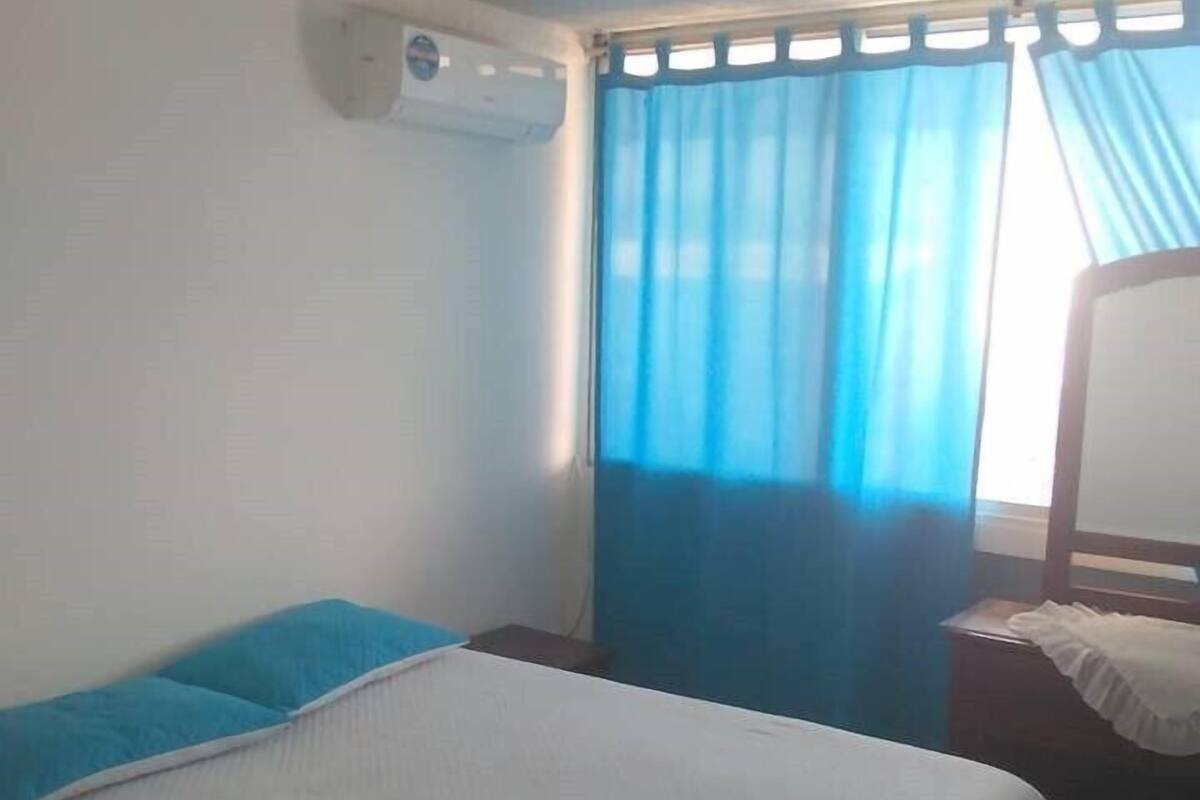 Classic Single Room, 1 Double Bed, Refrigerator | Desk, iron/ironing board, cribs (free)