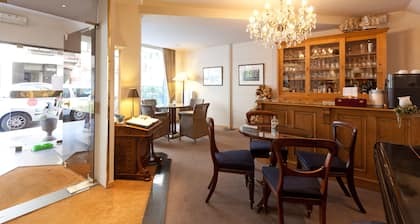 Hotel De Hofkamers