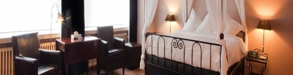 Hotel De Hofkamers by null