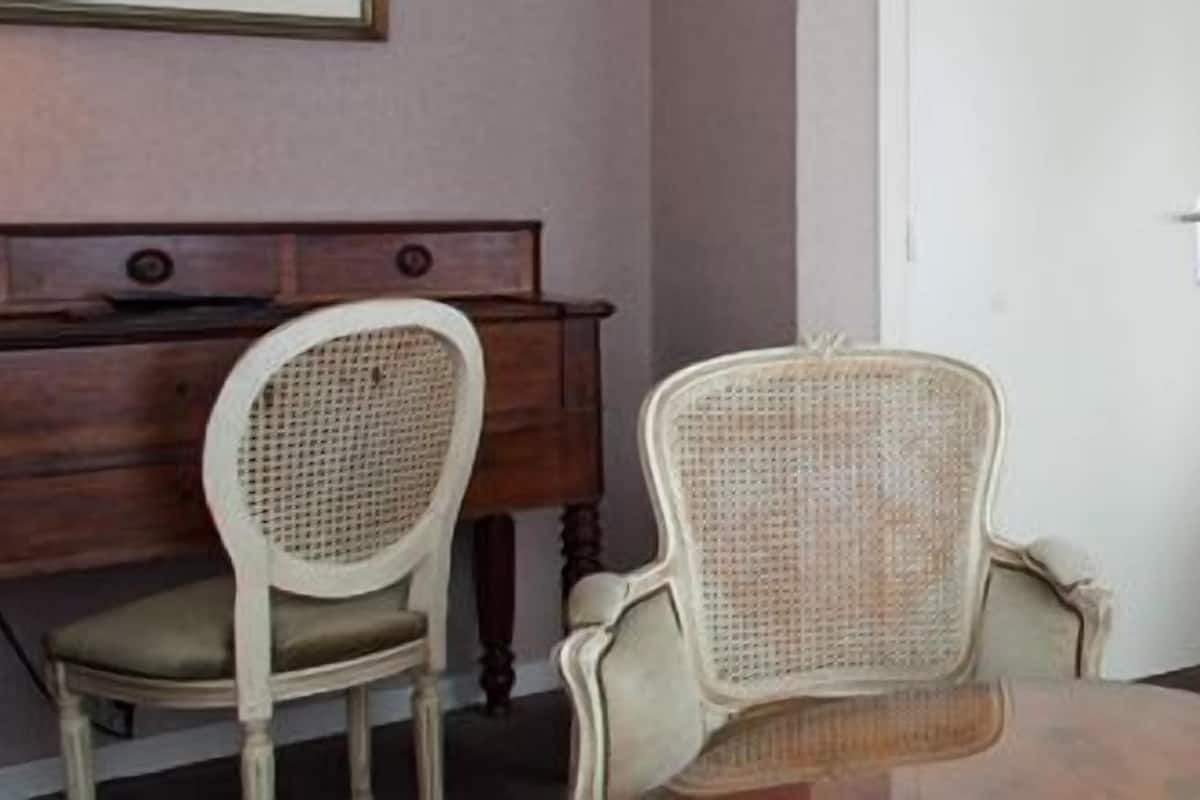 minibar, in-room safe, desk, iron/ironing board