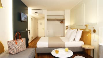 Chambre Standard, vue ville | Minibar, décoration personnalisée, ameublement personnalisé