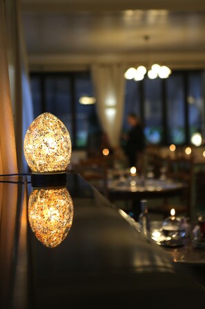 Interior detail - Sole e Monti (Quenza)