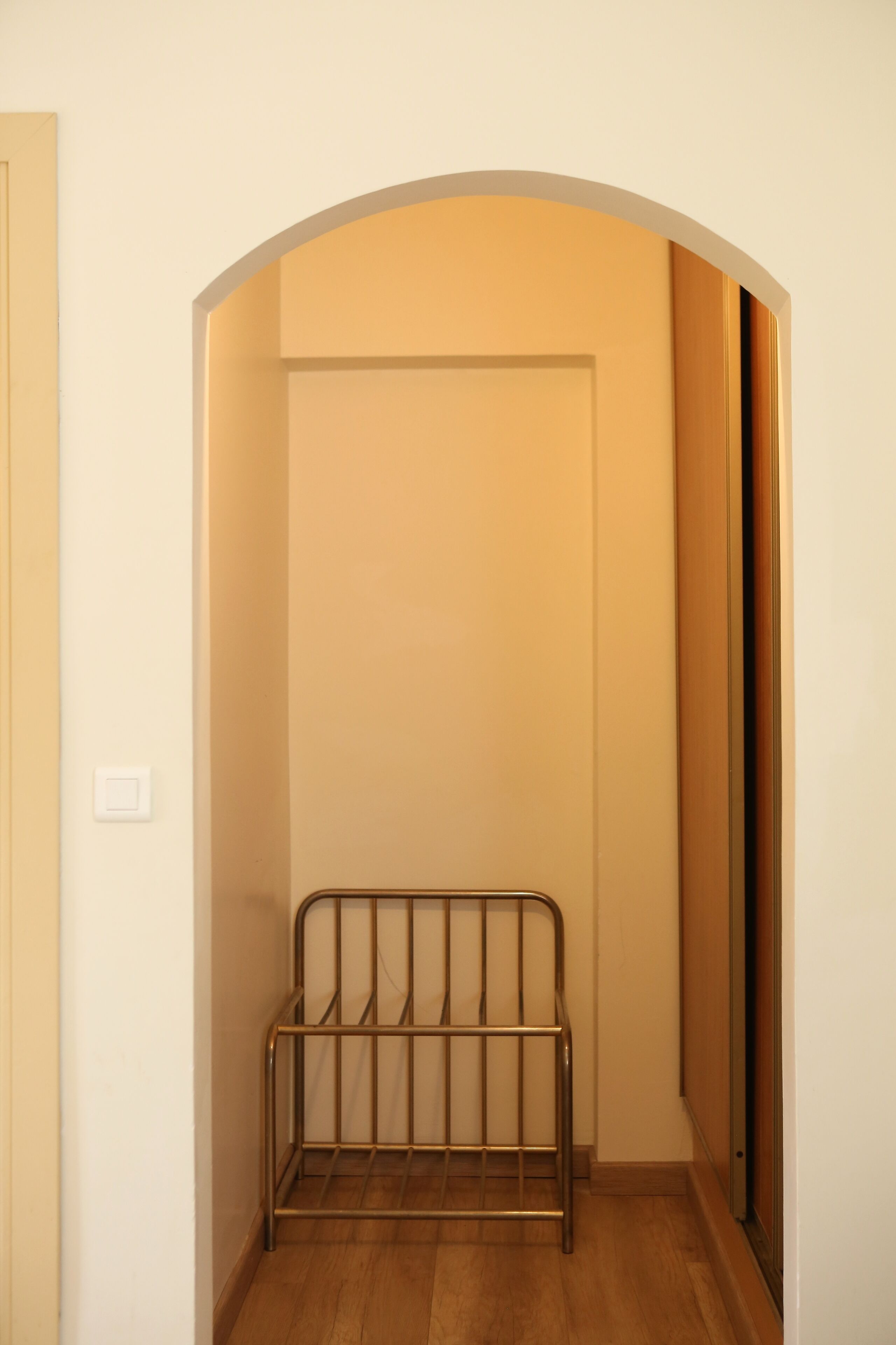 chambre familiale | 1 bedroom, individually decorated, individually furnished, desk