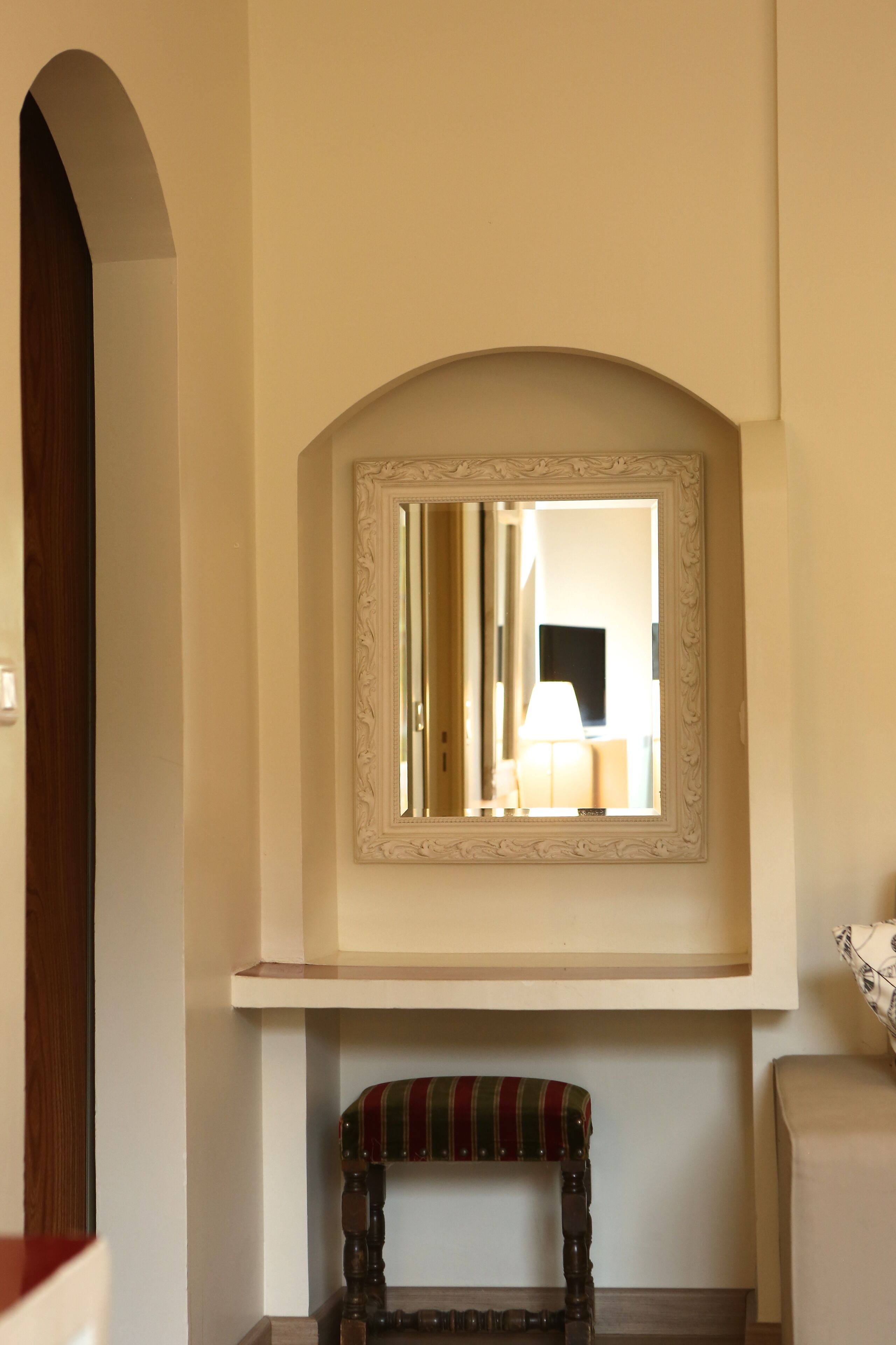 chambre familiale | 1 bedroom, individually decorated, individually furnished, desk