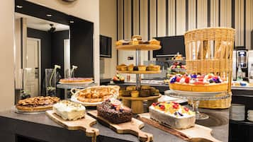 Daily buffet breakfast (EUR 21 per person)