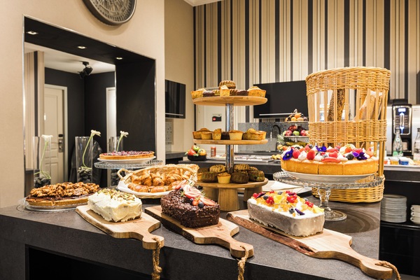Daily buffet breakfast (EUR 21 per person)