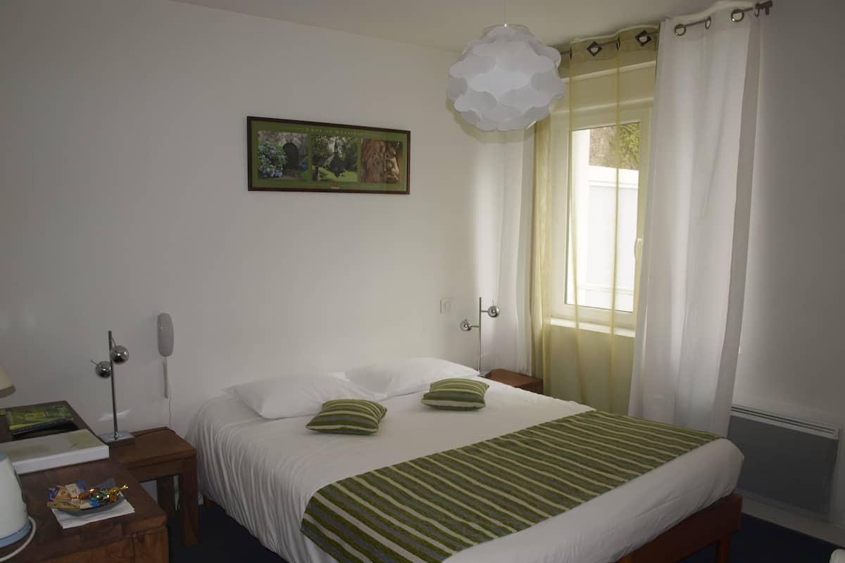Comfort Double Room | Premium bedding, desk, free WiFi, bed sheets