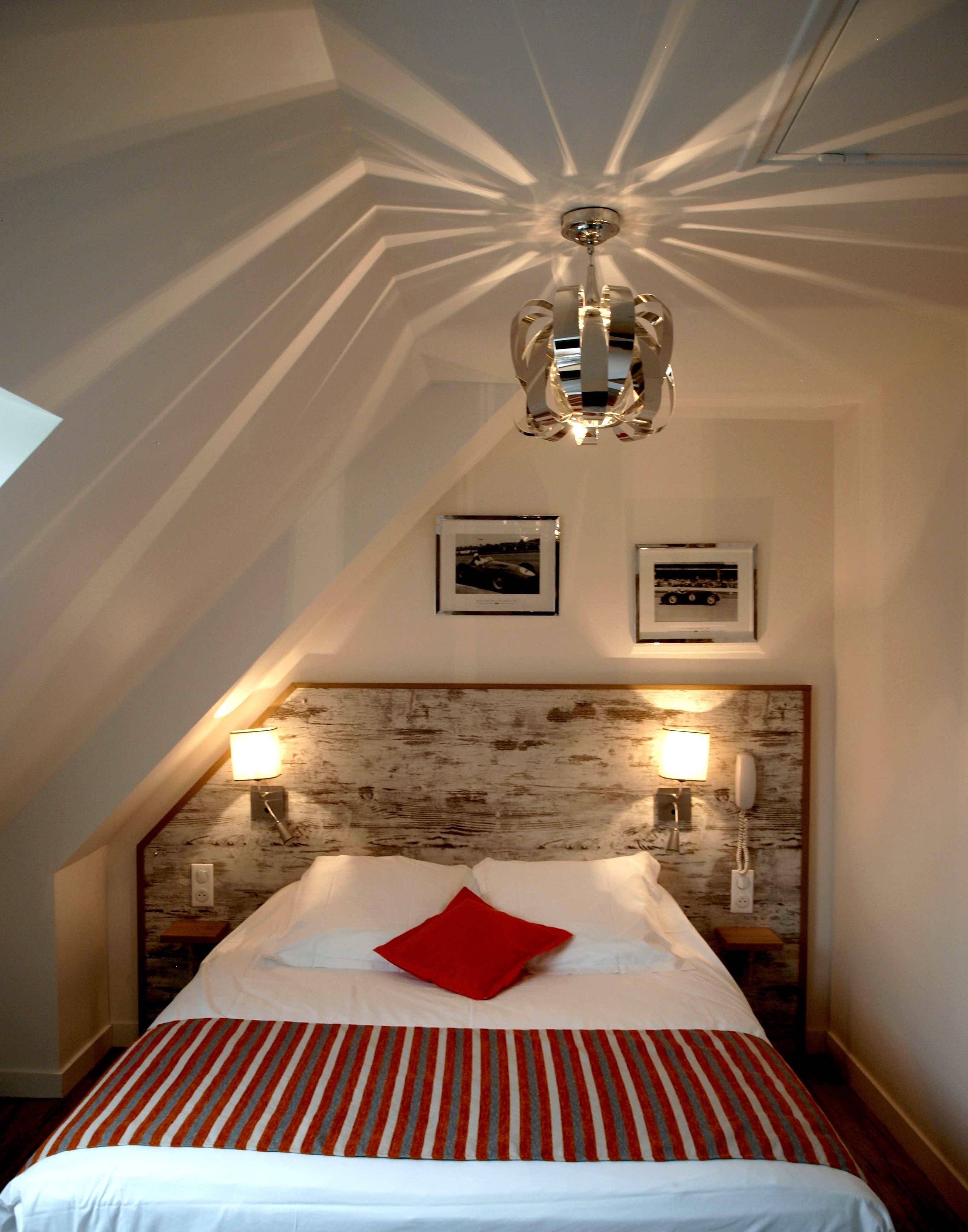 1 bedroom, premium bedding, desk, free wifi