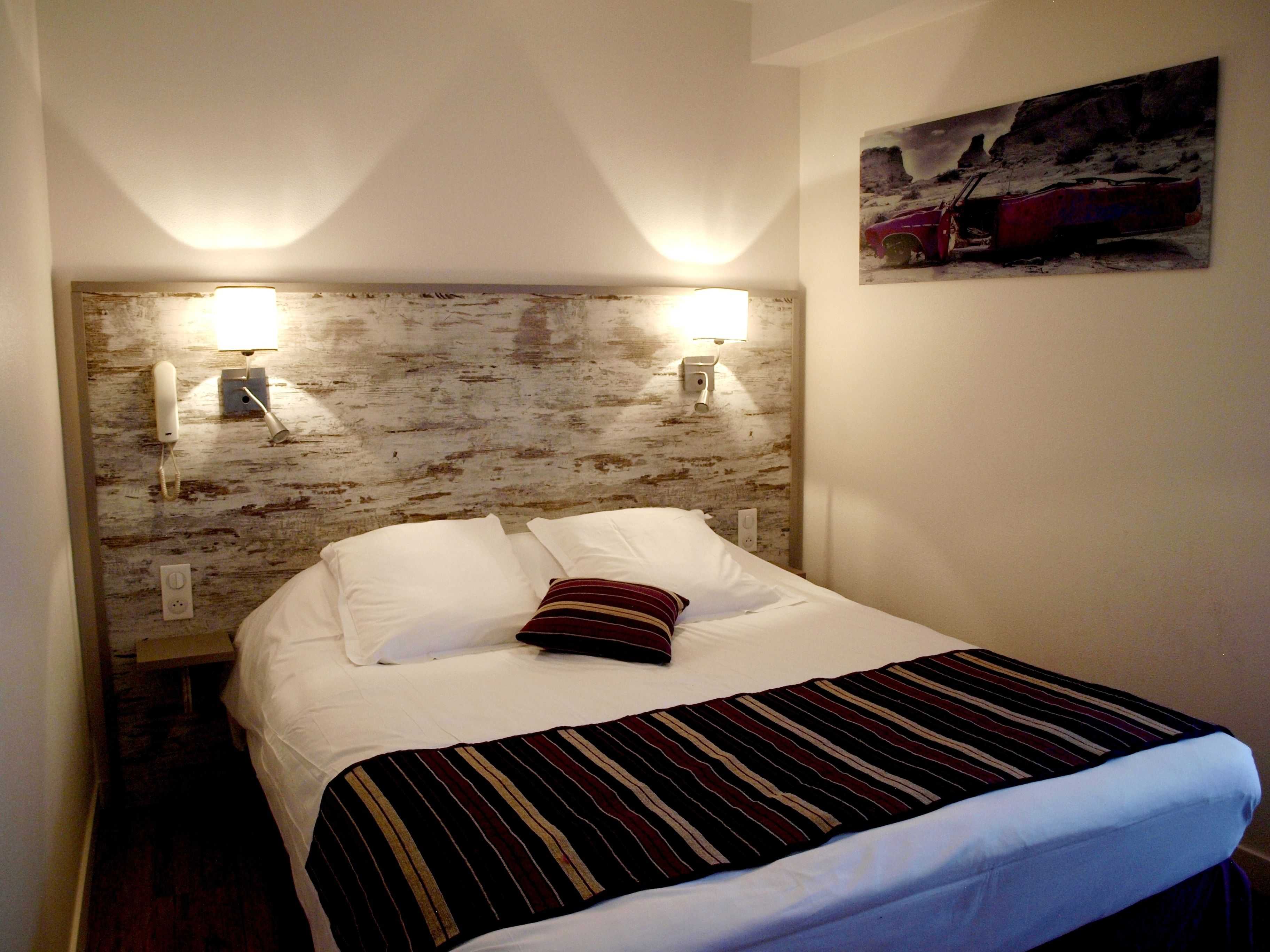 1 bedroom, premium bedding, desk, free wifi