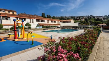 Indoor pool, seasonal outdoor pool