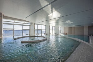 Indoor pool, seasonal outdoor pool - Hotel Histrion (Piran)