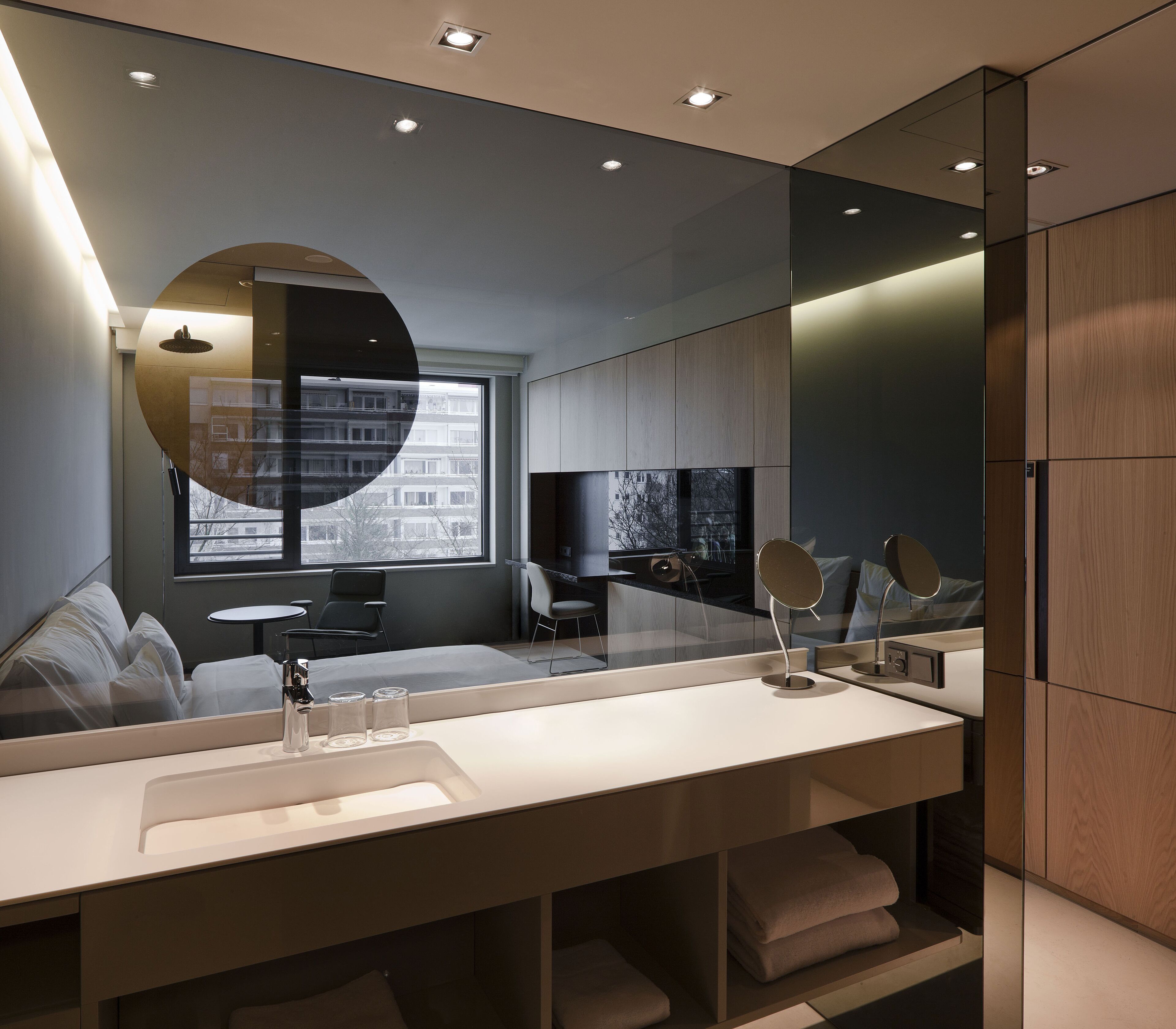 premium room | bathroom | free toiletries, hair dryer, slippers, towels