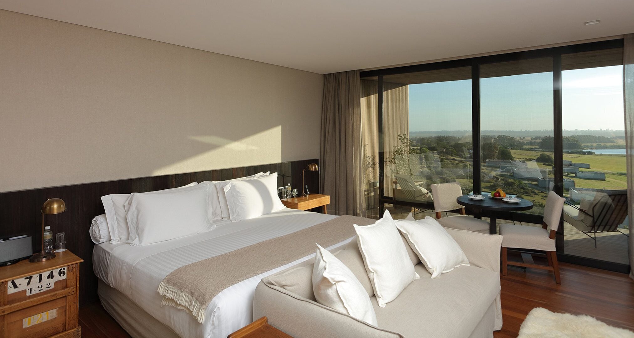 deluxe room (locanda) | egyptian cotton sheets, premium bedding, memory-foam beds, minibar