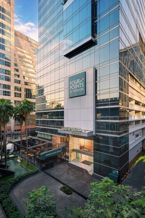 View from property - Four Points by Sheraton Bangkok Ploenchit Sukhumvit (Bangkok)