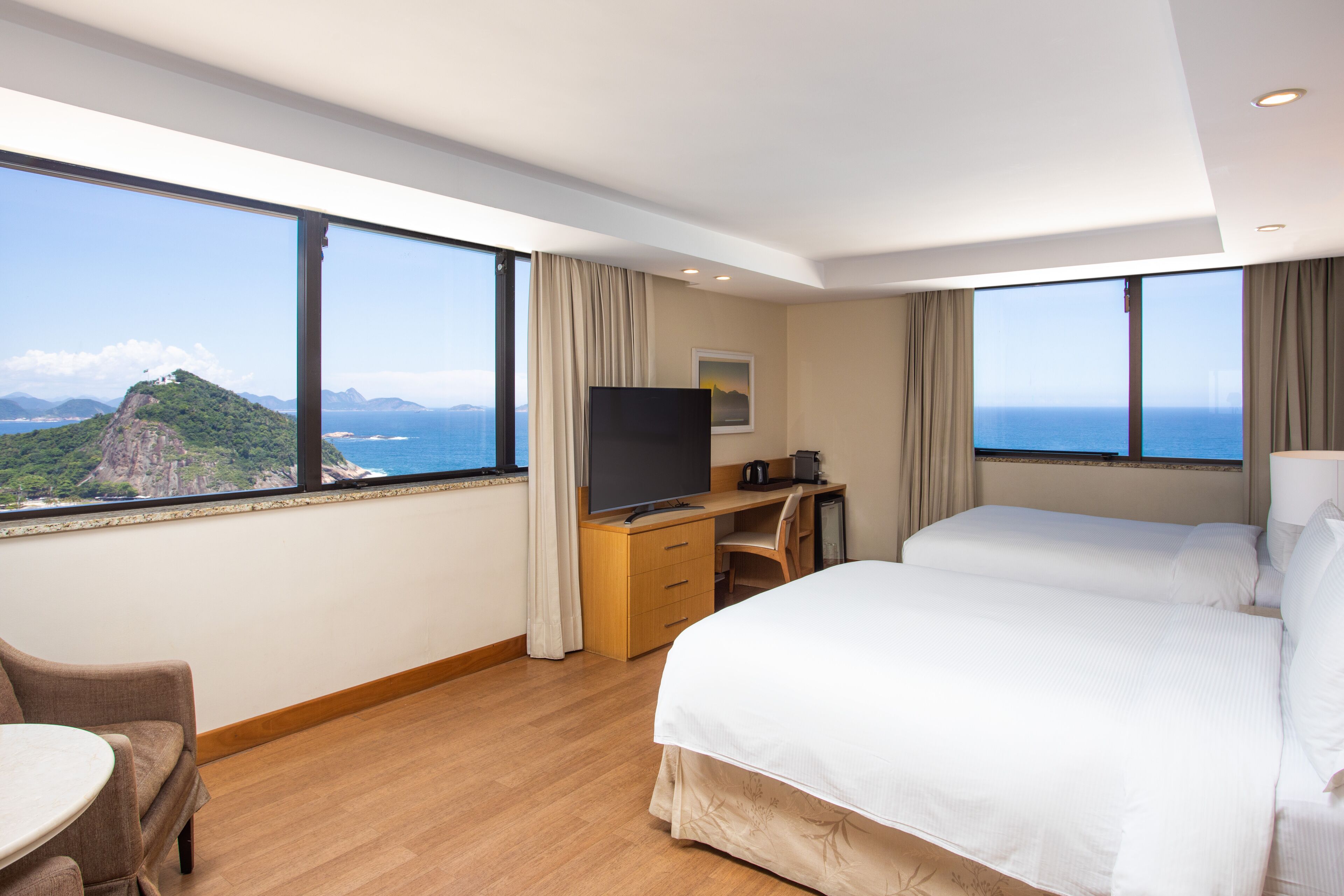 family suite, 2 double beds, oceanfront | hypo-allergenic bedding, minibar, in-room safe, individually decorated