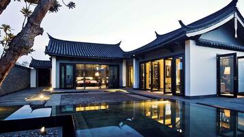 Superior Villa, 2 Bedrooms | 1 bedroom, premium bedding, down comforters, minibar