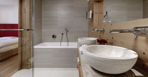 Free toiletries, hair dryer, bathrobes, towels - Margarethenhof am Tegernsee (Waakirchen)