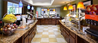 Hampton Inn & Suites Huntersville