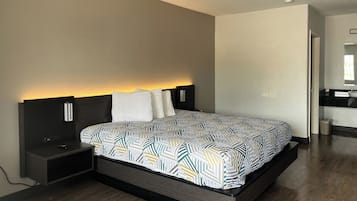 Free WiFi, bed sheets