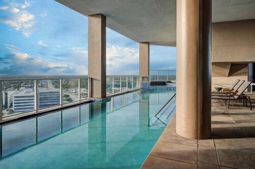 The Westin Houston, Memorial City