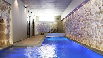 Piscine couverte