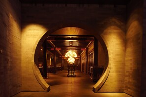 2 restaurants, breakfast, lunch, dinner served; Chinese cuisine