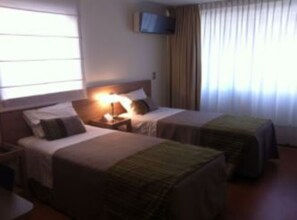 Caja de seguridad en la habitación y wifi gratis 