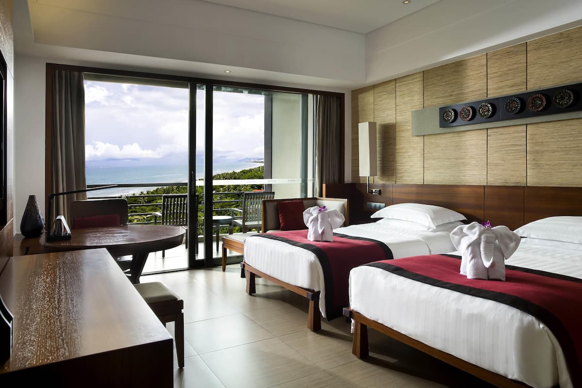 Deluxe Room, 2 Twin Beds, Ocean View | Premium bedding, minibar, in-room safe, desk