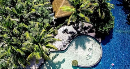 Pullman Oceanview Sanya Bay Resort & Spa