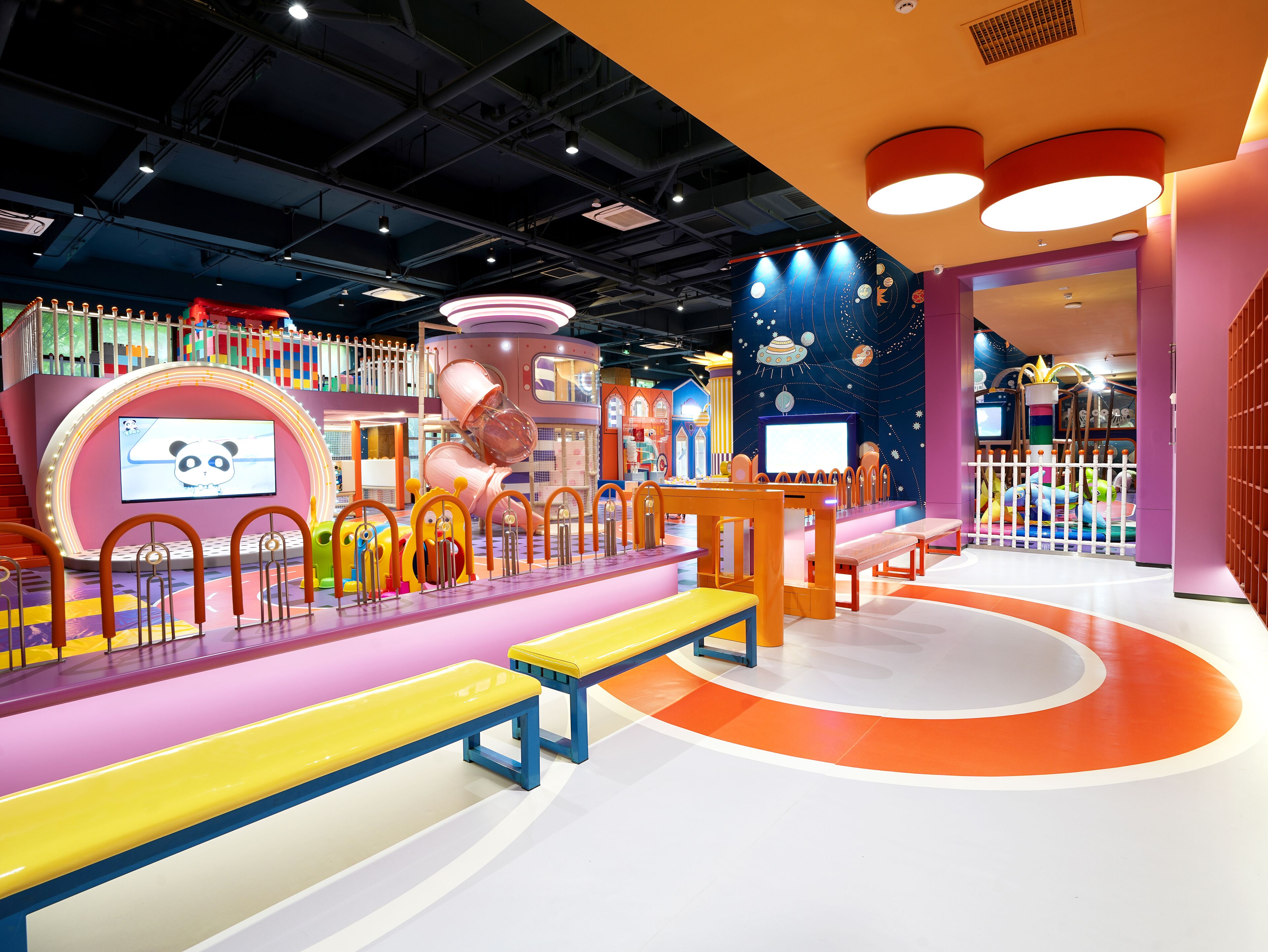 Children's play area - indoor