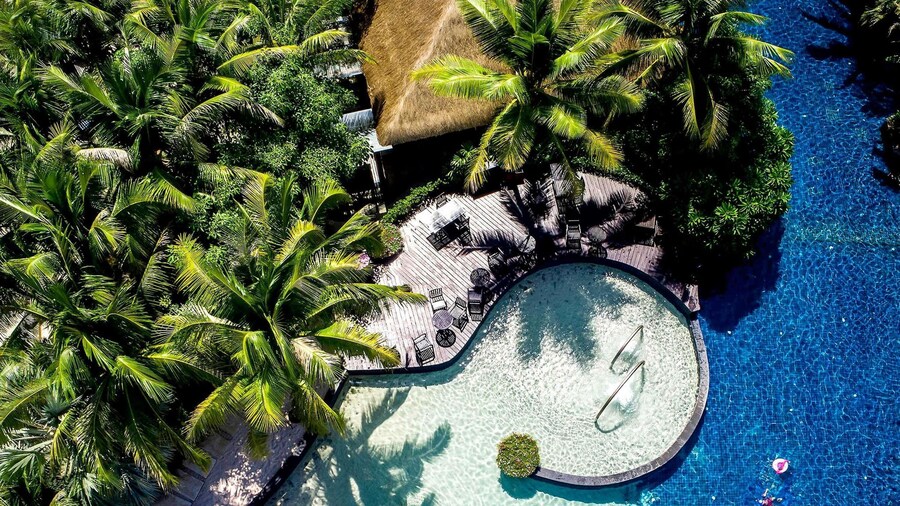 Pullman Oceanview Sanya Bay Resort & Spa