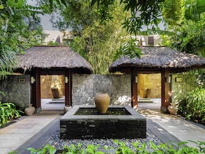 Villa, 3 Bedrooms, Kitchen, Garden View | 1 bedroom, premium bedding, minibar, in-room safe