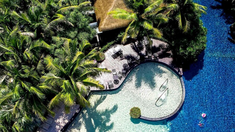 Pullman Oceanview Sanya Bay Resort & Spa