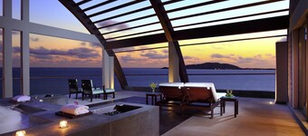 Pullman Oceanview Sanya Bay Resort & Spa