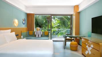 1 bedroom, premium bedding, minibar, in-room safe