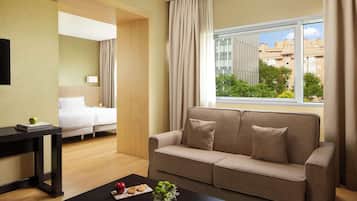 1 bedroom, minibar, in-room safe, desk