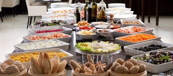 NH 마드리드 리베라 델 만사나레스