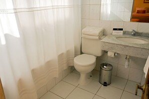 Ducha, cabezal de ducha tipo lluvia, artículos de tocador gratuitos