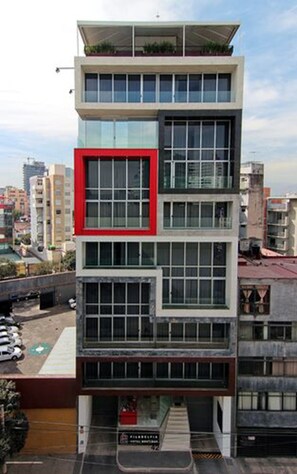 Fachada de la propiedad