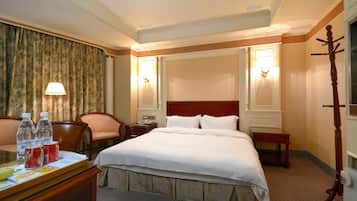 Standard Room | In-room safe, desk, iron/ironing board, rollaway beds