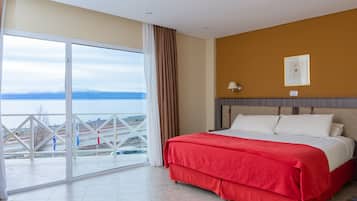 Superior Double or Twin Room, Balcony | Premium bedding, down comforters, pillowtop beds, in-room safe